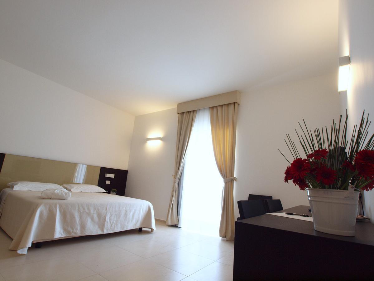 Hotel Villa San Bartolo Vittoria Ngoại thất bức ảnh